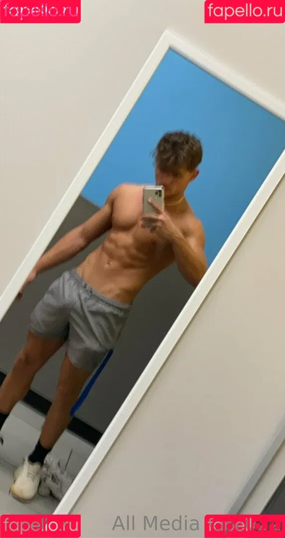 taylorsfree Onlyfans Photo Gallery 