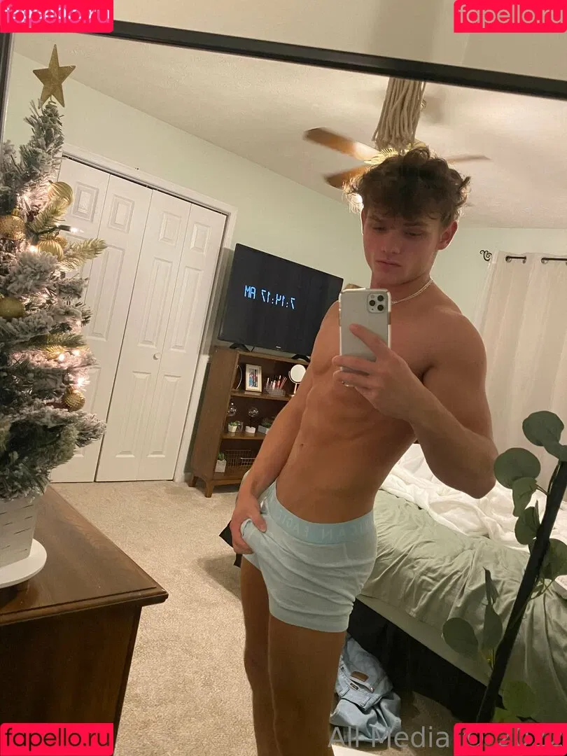 taylorsfree Onlyfans Photo Gallery 