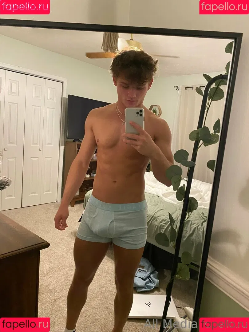 taylorsfree Onlyfans Photo Gallery 