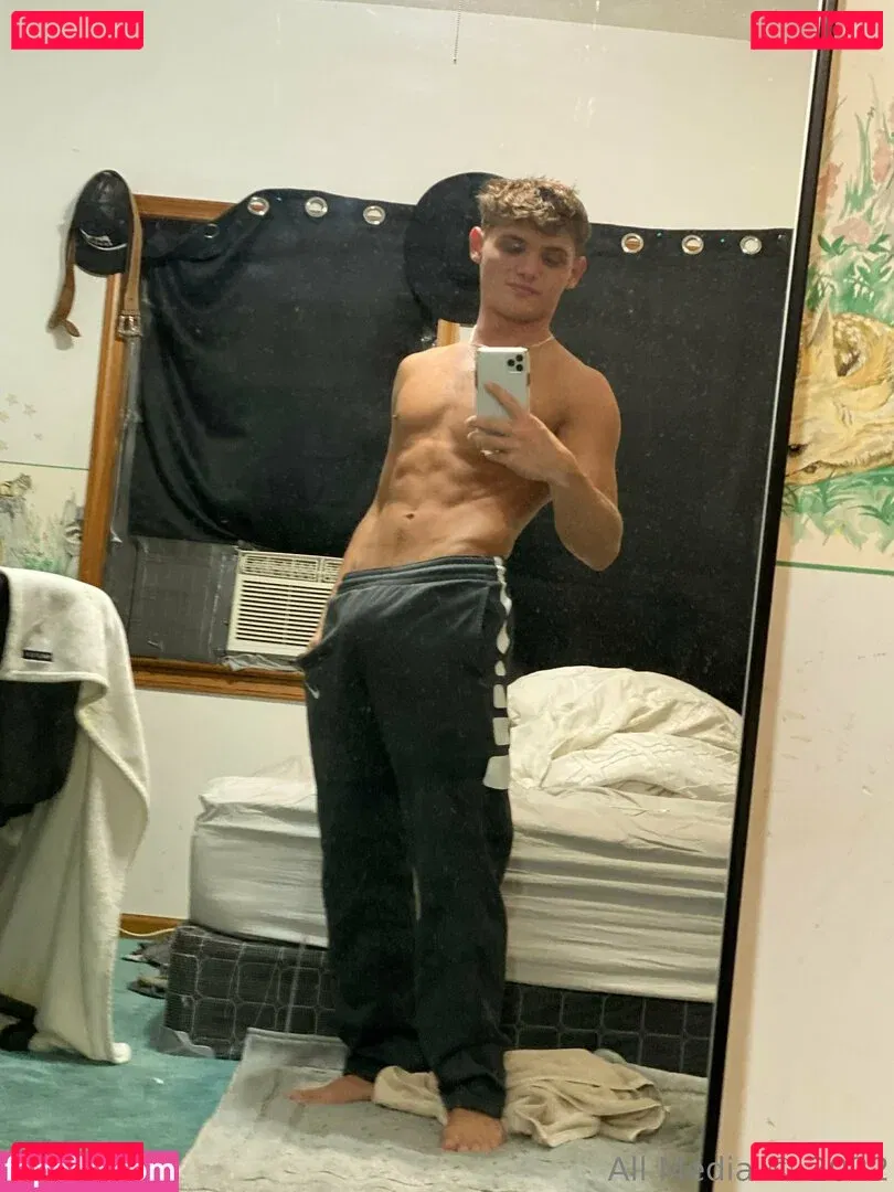 taylorsfree Onlyfans Photo Gallery 