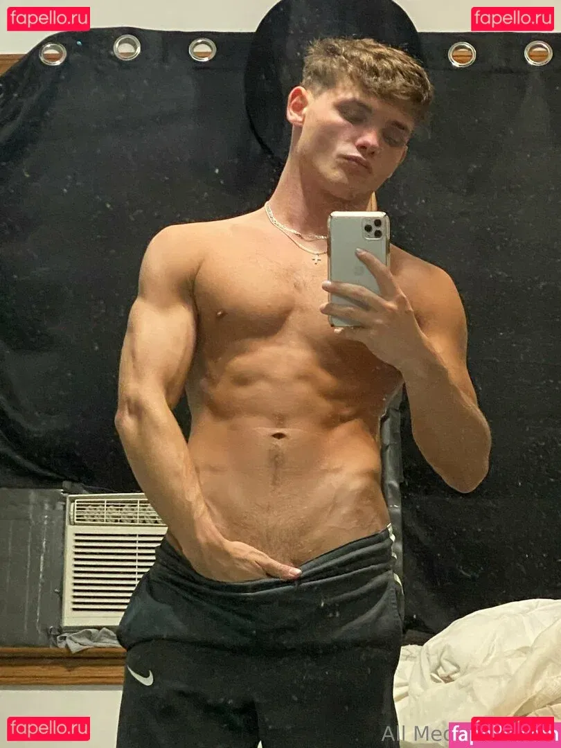 taylorsfree Onlyfans Photo Gallery 