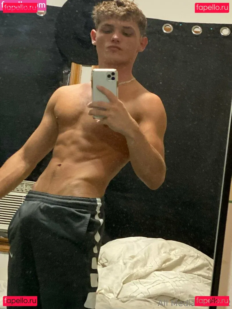 taylorsfree Onlyfans Photo Gallery 