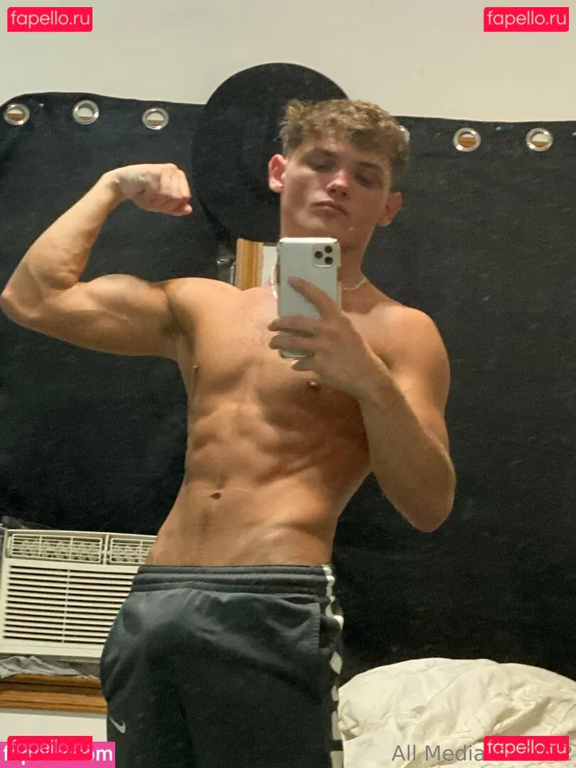taylorsfree Onlyfans Photo Gallery 