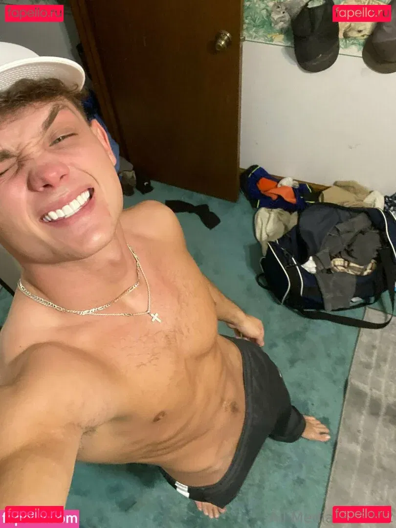 taylorsfree Onlyfans Photo Gallery 