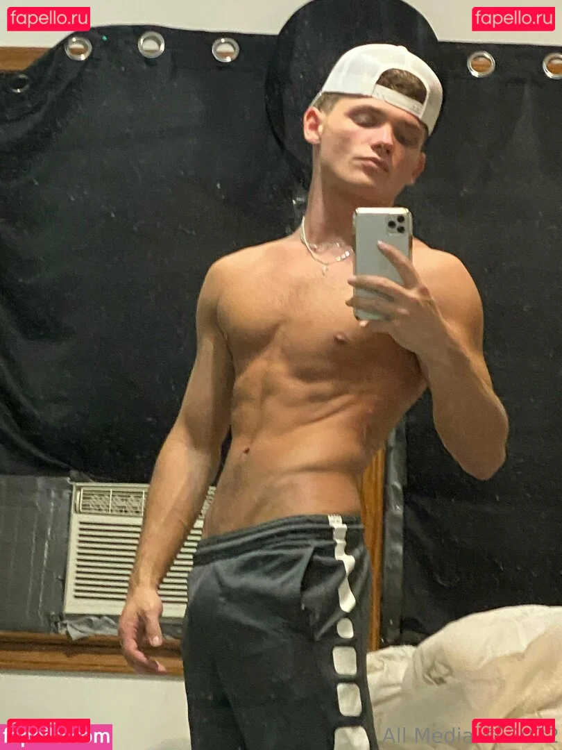 taylorsfree Onlyfans Photo Gallery 