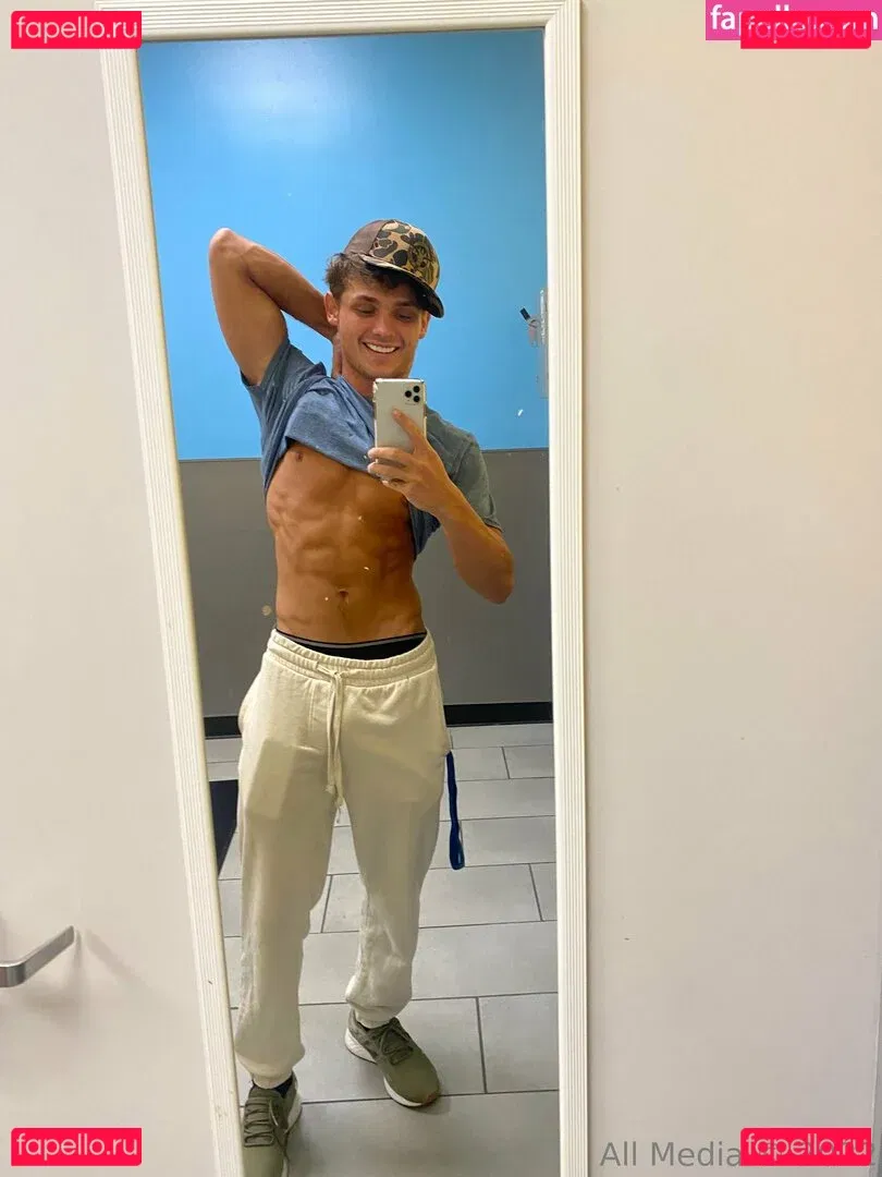 taylorsfree Onlyfans Photo Gallery 