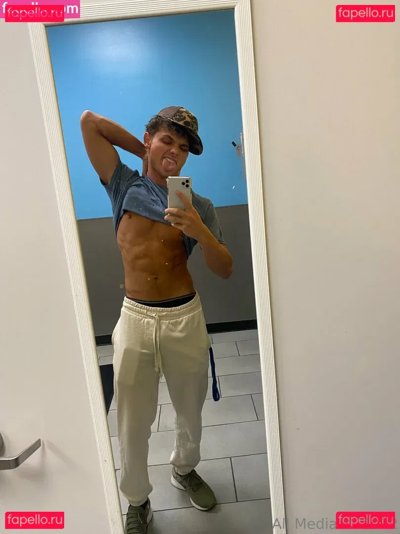 taylorsfree Onlyfans Photo Gallery 