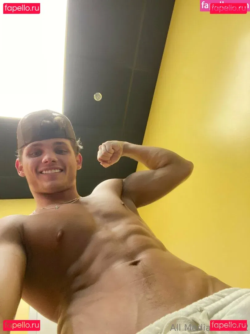 taylorsfree Onlyfans Photo Gallery 