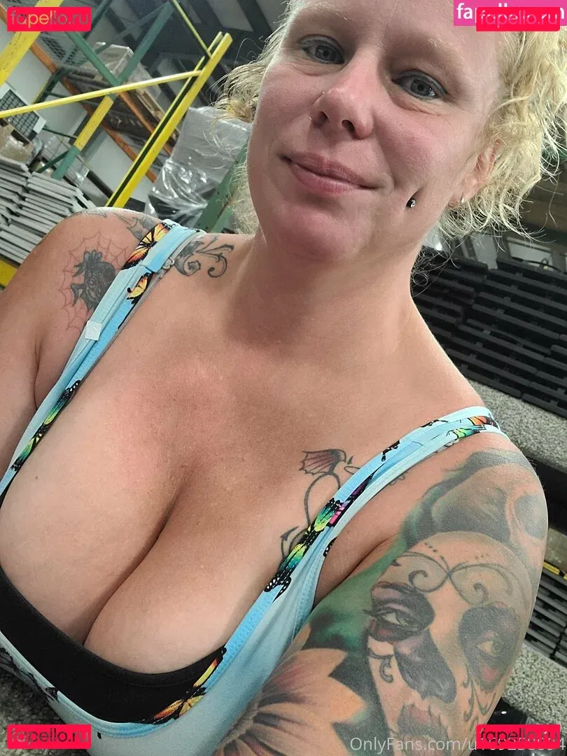bigbootymandyj1981 Onlyfans Photo Gallery 