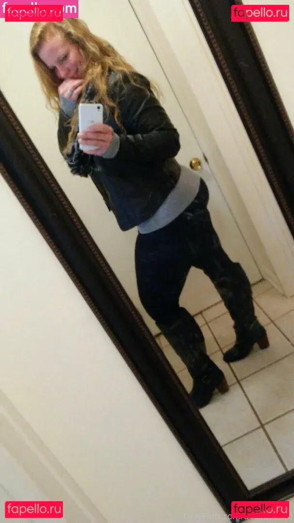 bigbootymandyj1981 Onlyfans Photo Gallery 