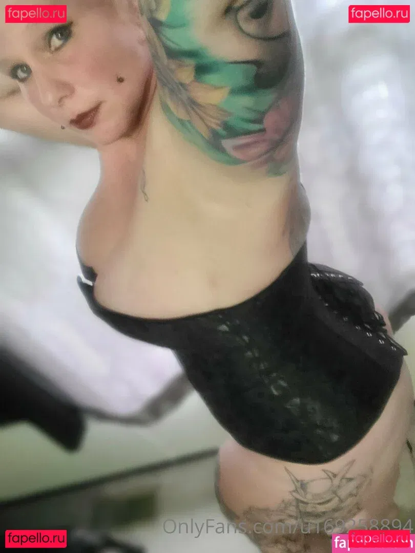 bigbootymandyj1981 Onlyfans Photo Gallery 