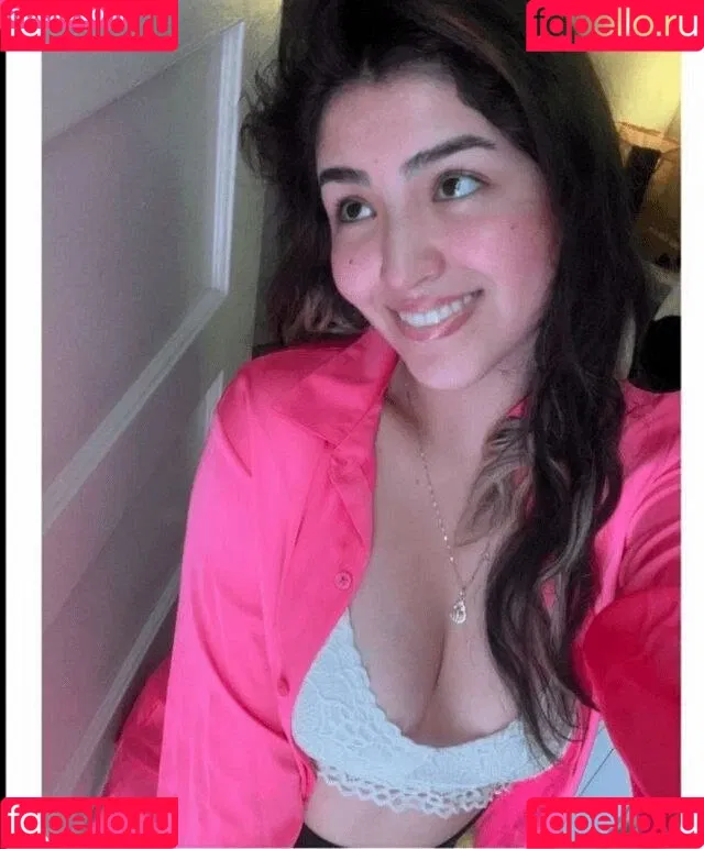 kristalqr Onlyfans Photo Gallery 