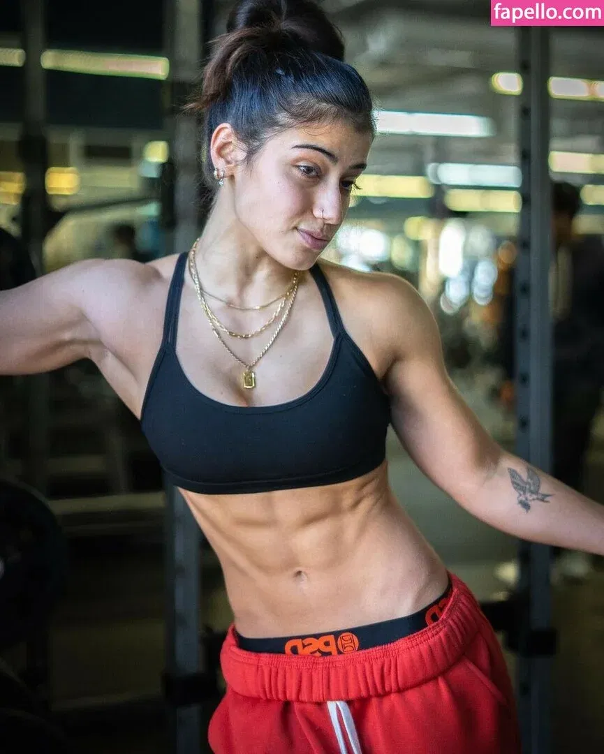 Sara Saffari Onlyfans Photo Gallery 