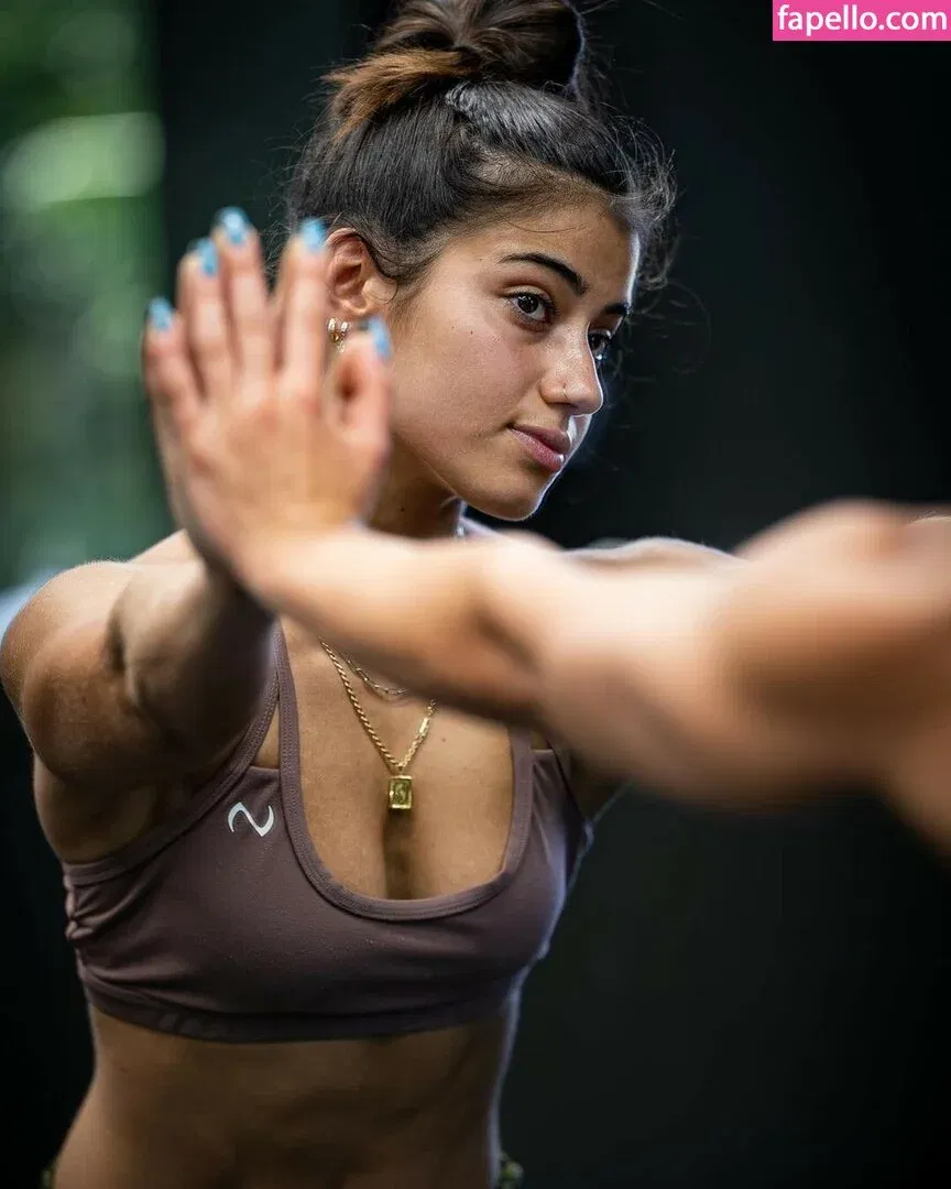 Sara Saffari Onlyfans Photo Gallery 