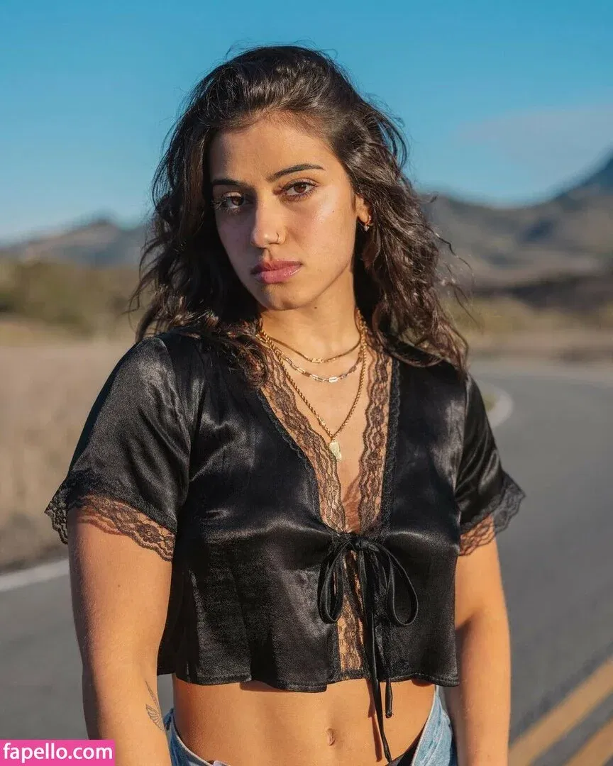 Sara Saffari Onlyfans Photo Gallery 