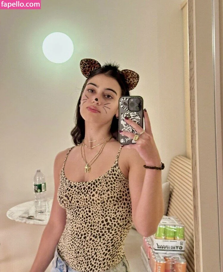 Sara Saffari Onlyfans Photo Gallery 