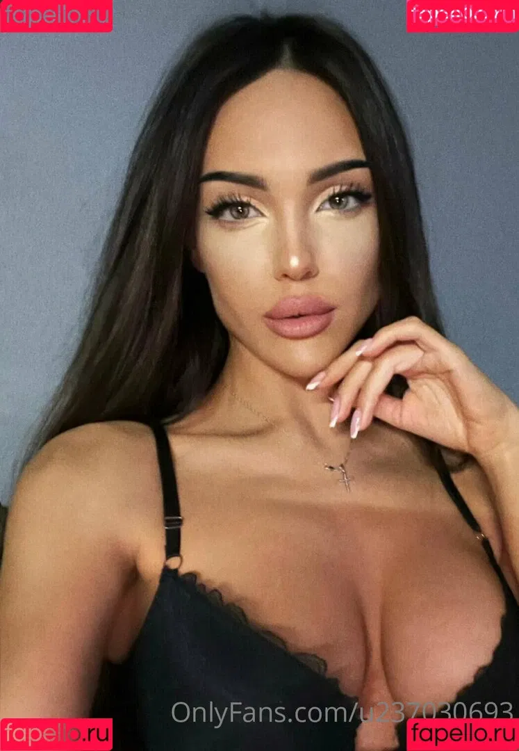 a_vii Onlyfans Photo Gallery 