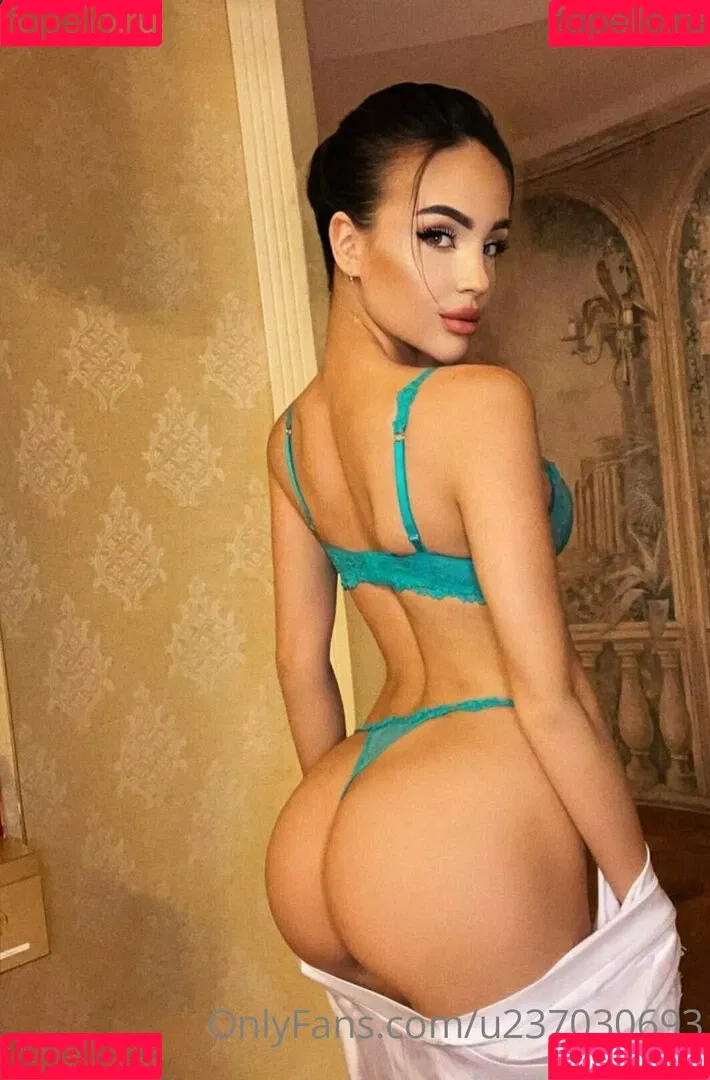 a_vii Onlyfans Photo Gallery 