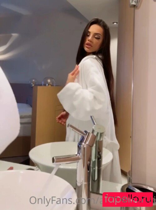 a_vii Onlyfans Photo Gallery 