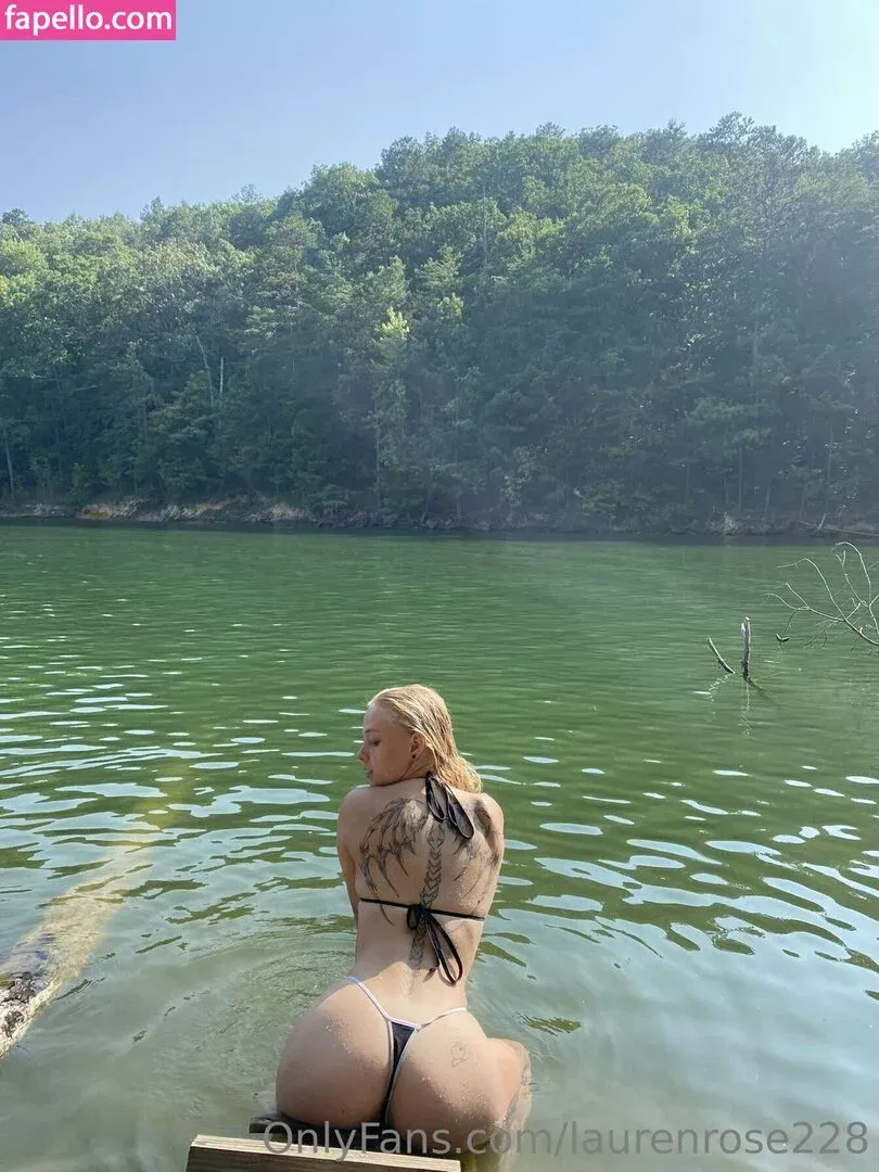 laurenrose228 Onlyfans Photo Gallery 