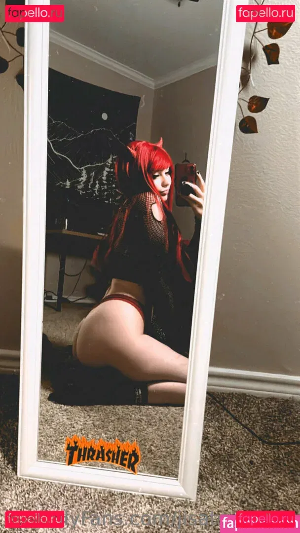 jisatsu.waifu Onlyfans Photo Gallery 