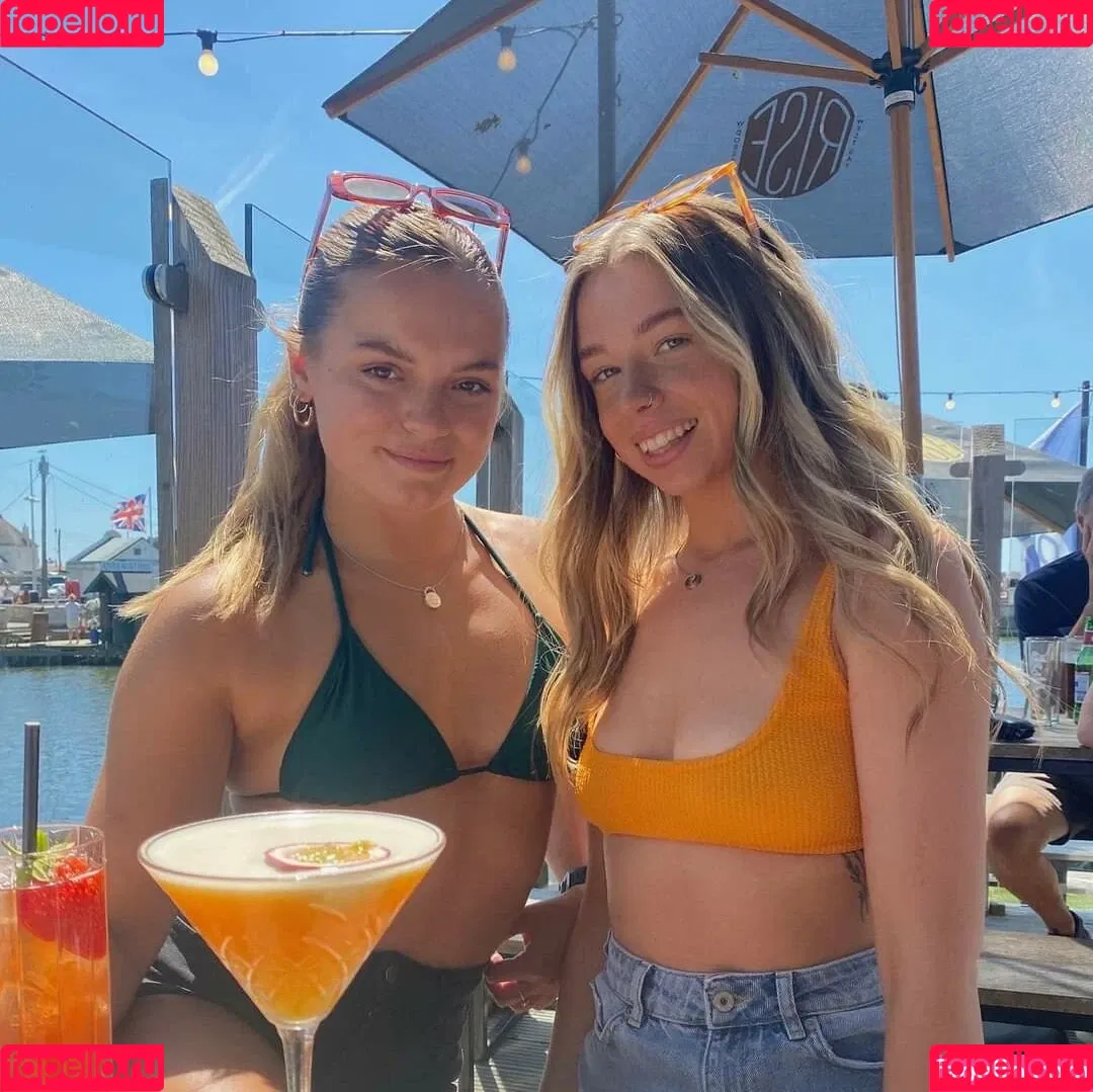 Lauren Lindsay Onlyfans Photo Gallery 