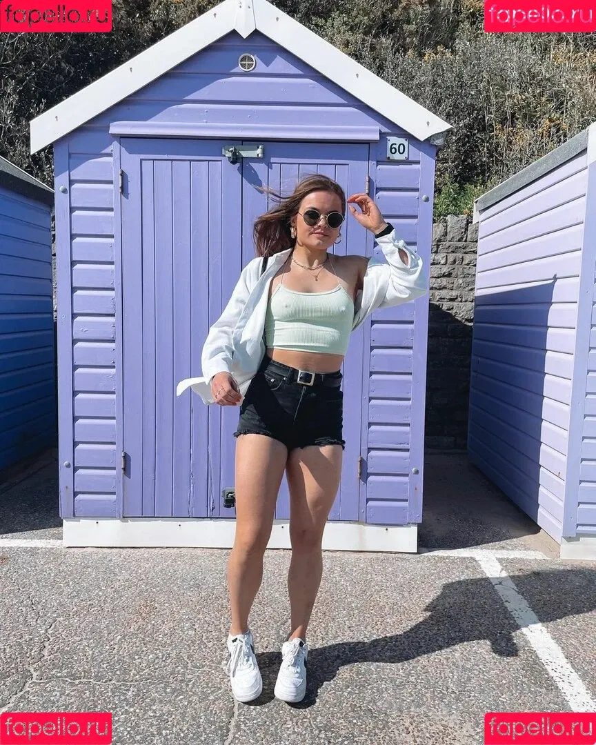Lauren Lindsay Onlyfans Photo Gallery 