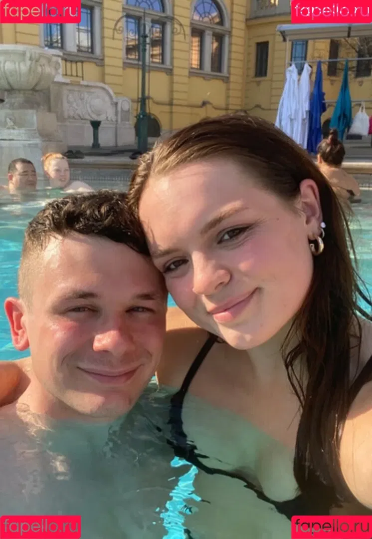 Lauren Lindsay Onlyfans Photo Gallery 