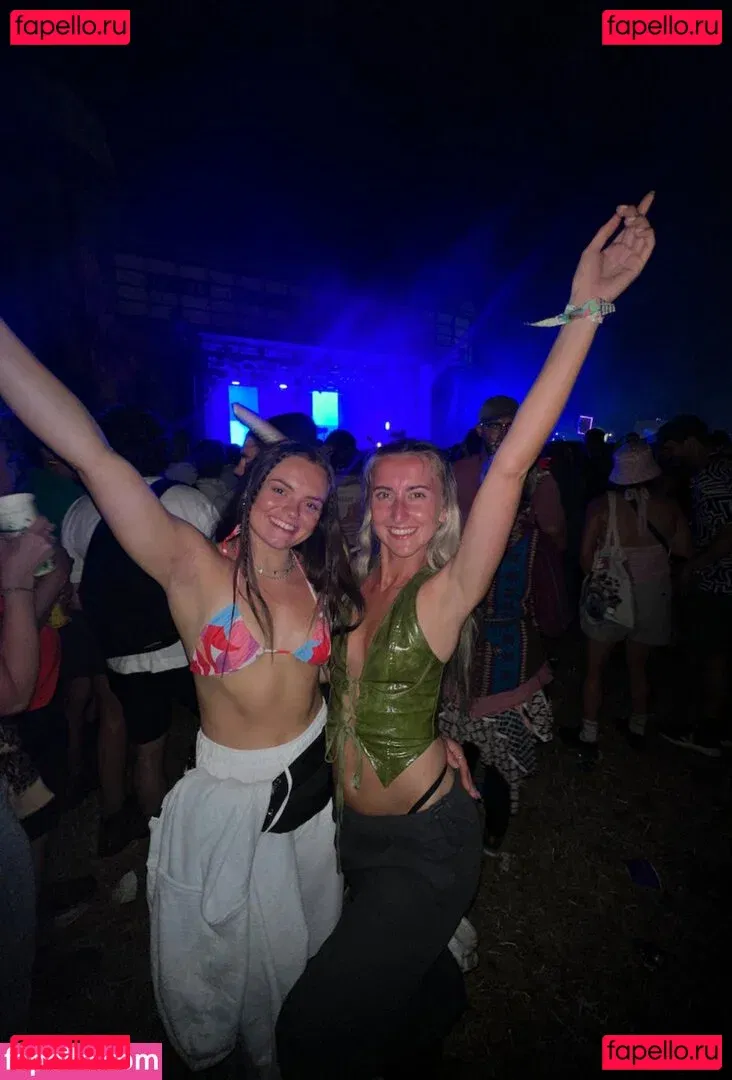 Lauren Lindsay Onlyfans Photo Gallery 