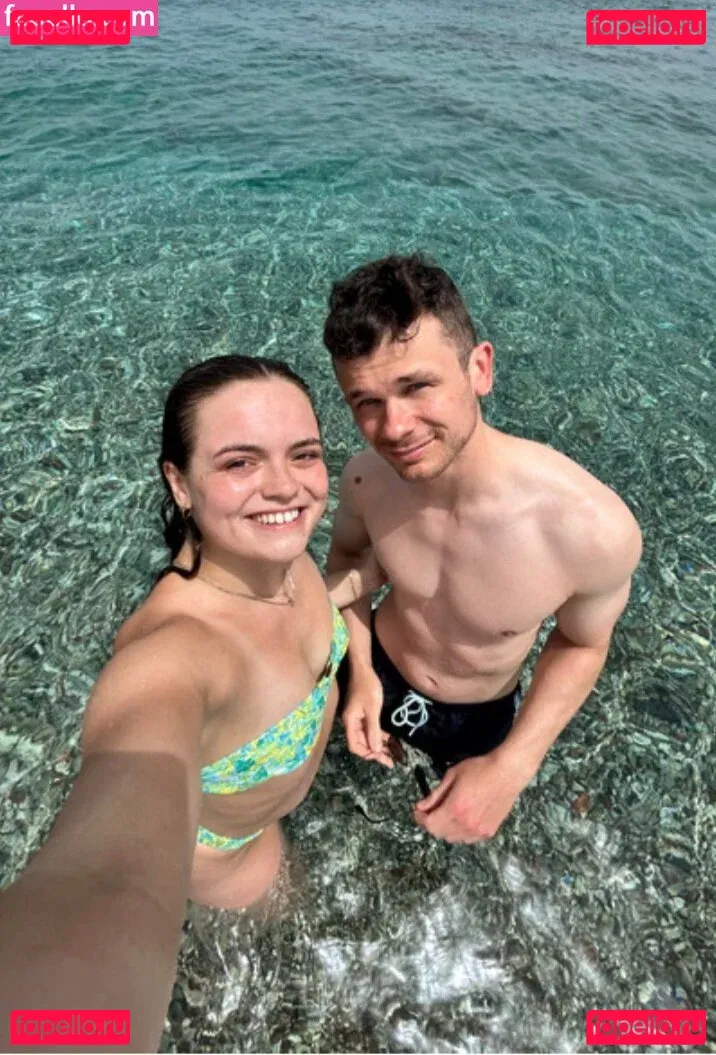 Lauren Lindsay Onlyfans Photo Gallery 