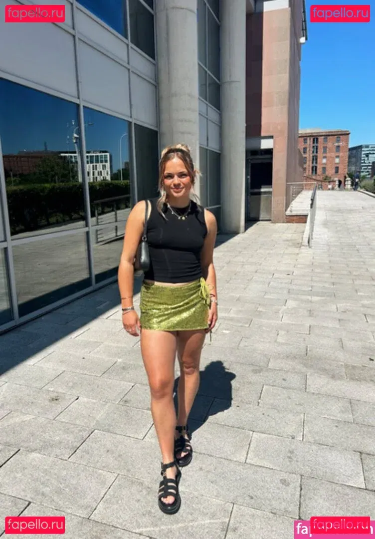 Lauren Lindsay Onlyfans Photo Gallery 