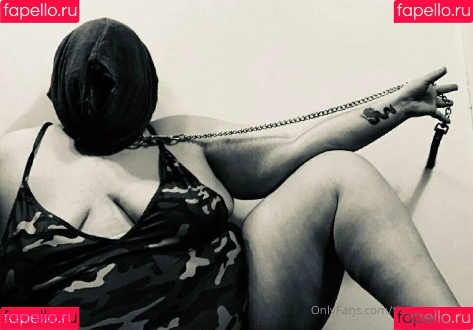 thepigqueenx Onlyfans Photo Gallery 