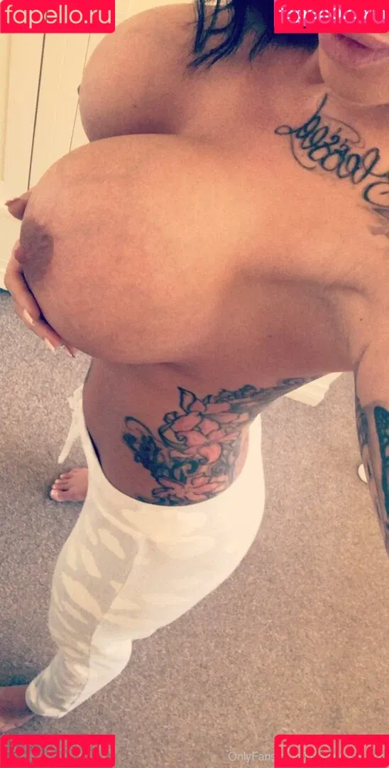 kerrylouise_xxx Onlyfans Photo Gallery 