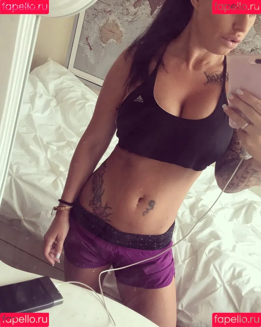kerrylouise_xxx Onlyfans Photo Gallery 