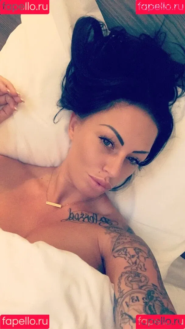 kerrylouise_xxx Onlyfans Photo Gallery 