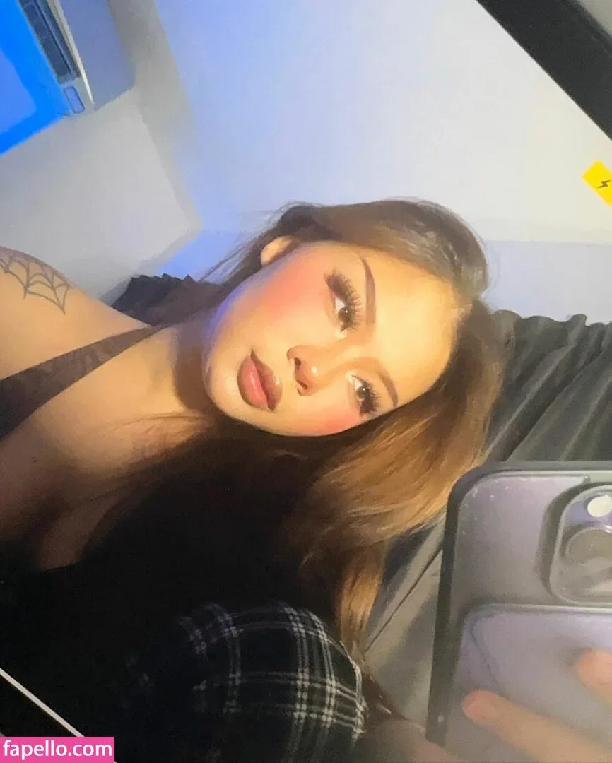 yee33haw Onlyfans Photo Gallery 