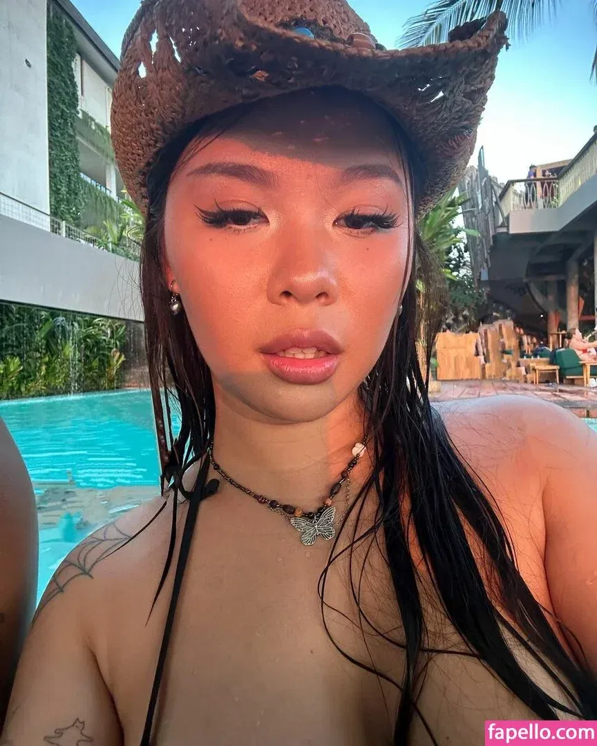 yee33haw Onlyfans Photo Gallery 