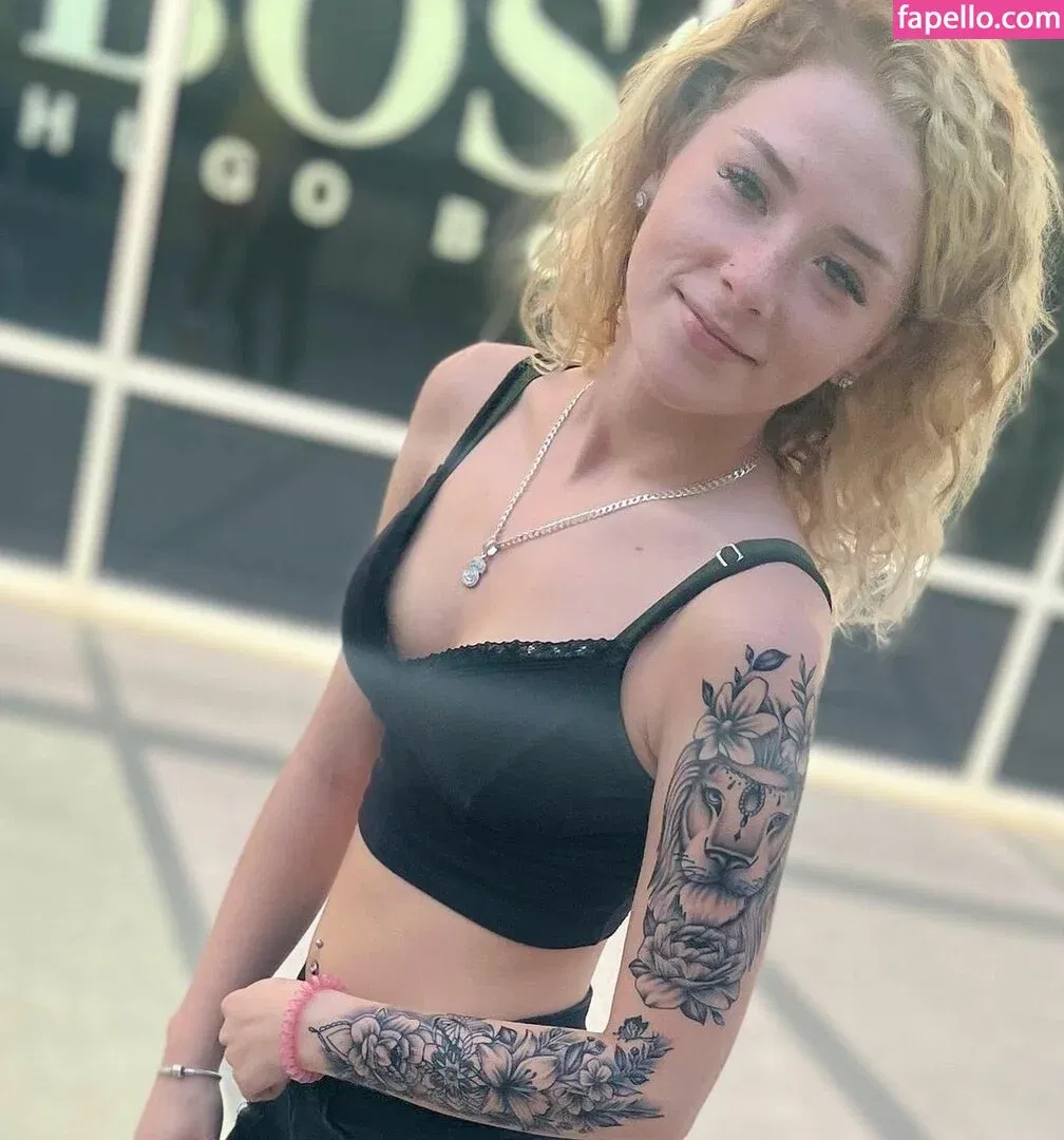 Rosalie Dupont Onlyfans Photo Gallery 