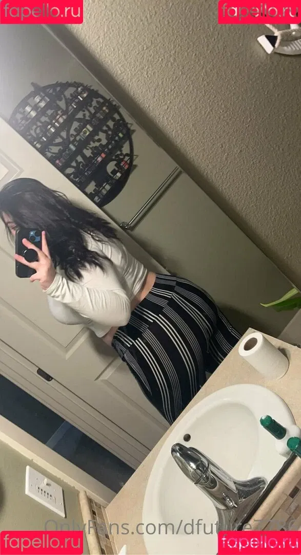 dfuture7786 Onlyfans Photo Gallery 