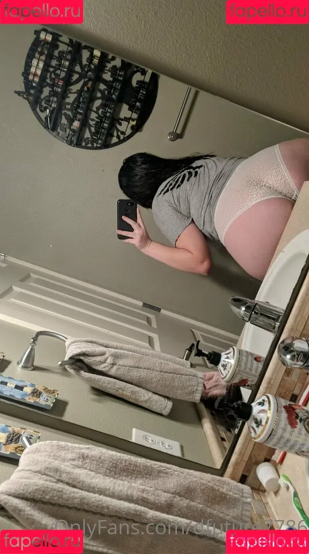 dfuture7786 Onlyfans Photo Gallery 