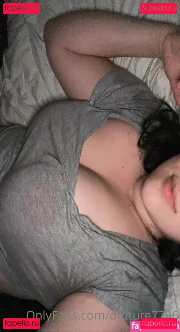 dfuture7786 Onlyfans Photo Gallery 