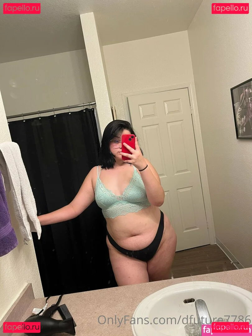 dfuture7786 Onlyfans Photo Gallery 