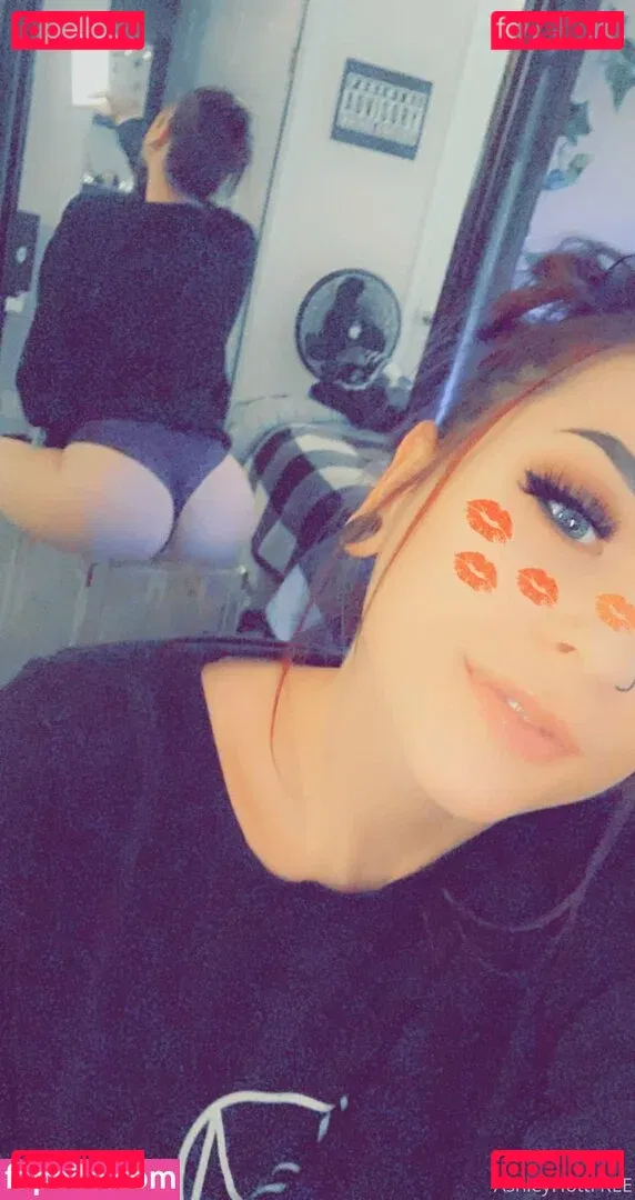 ashleyxhottfree Onlyfans Photo Gallery 