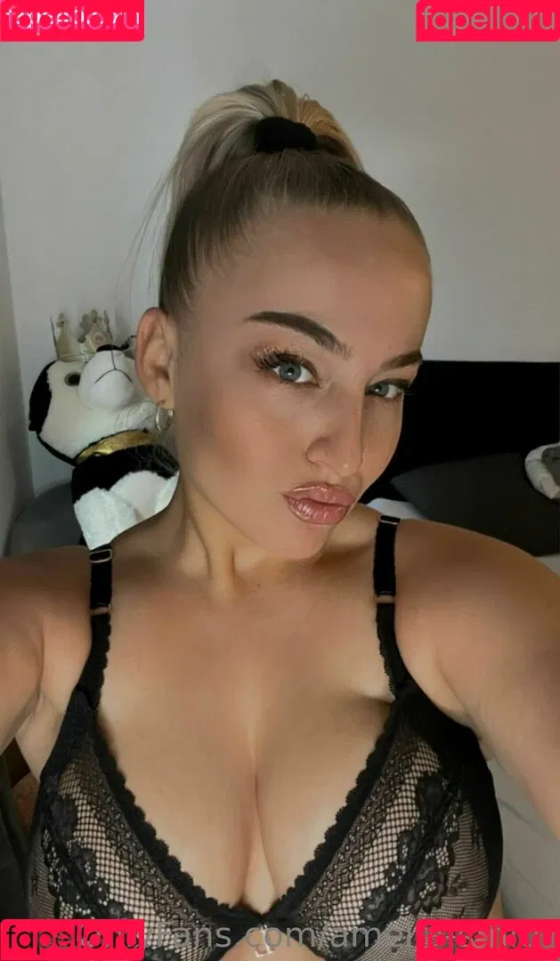 amelia-smith Onlyfans Photo Gallery 