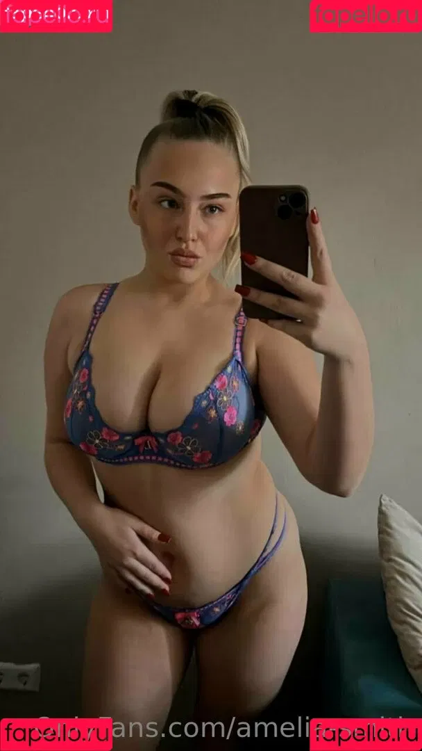 amelia-smith Onlyfans Photo Gallery 