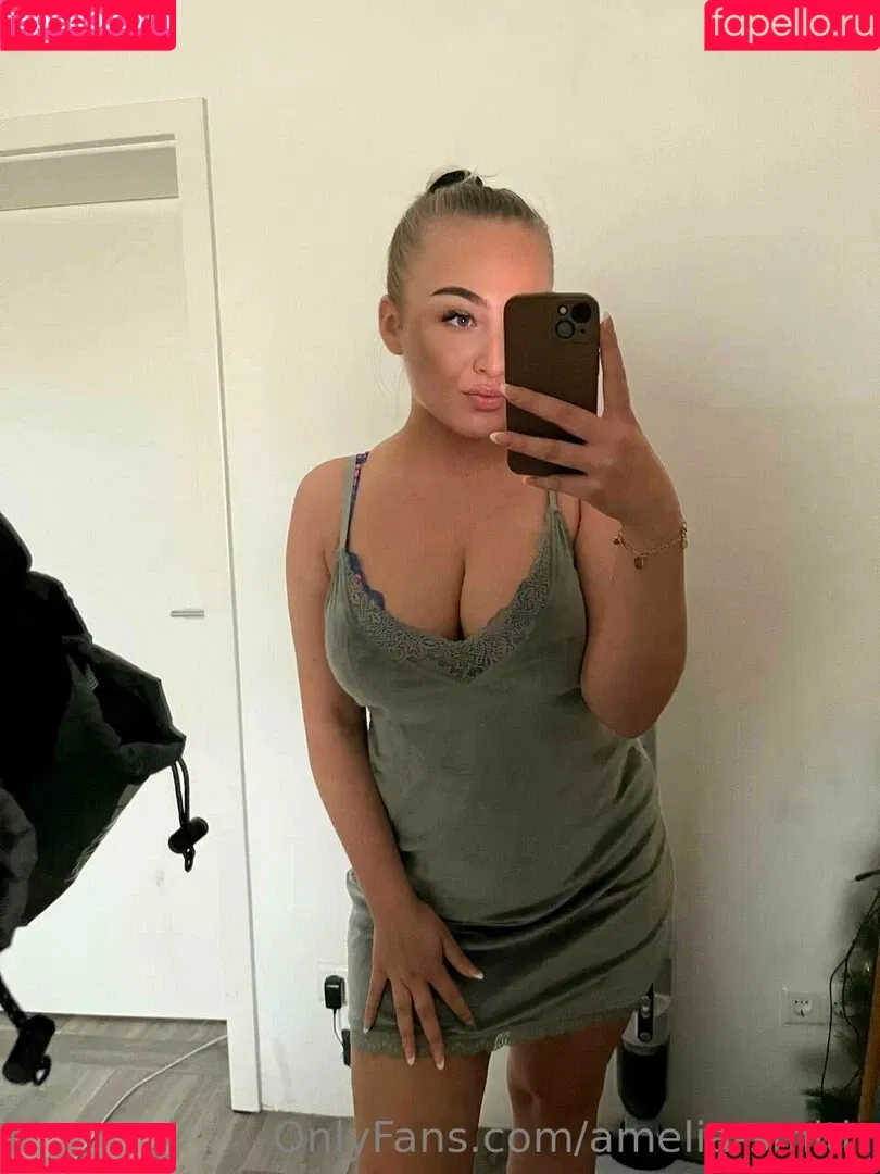 amelia-smith Onlyfans Photo Gallery 