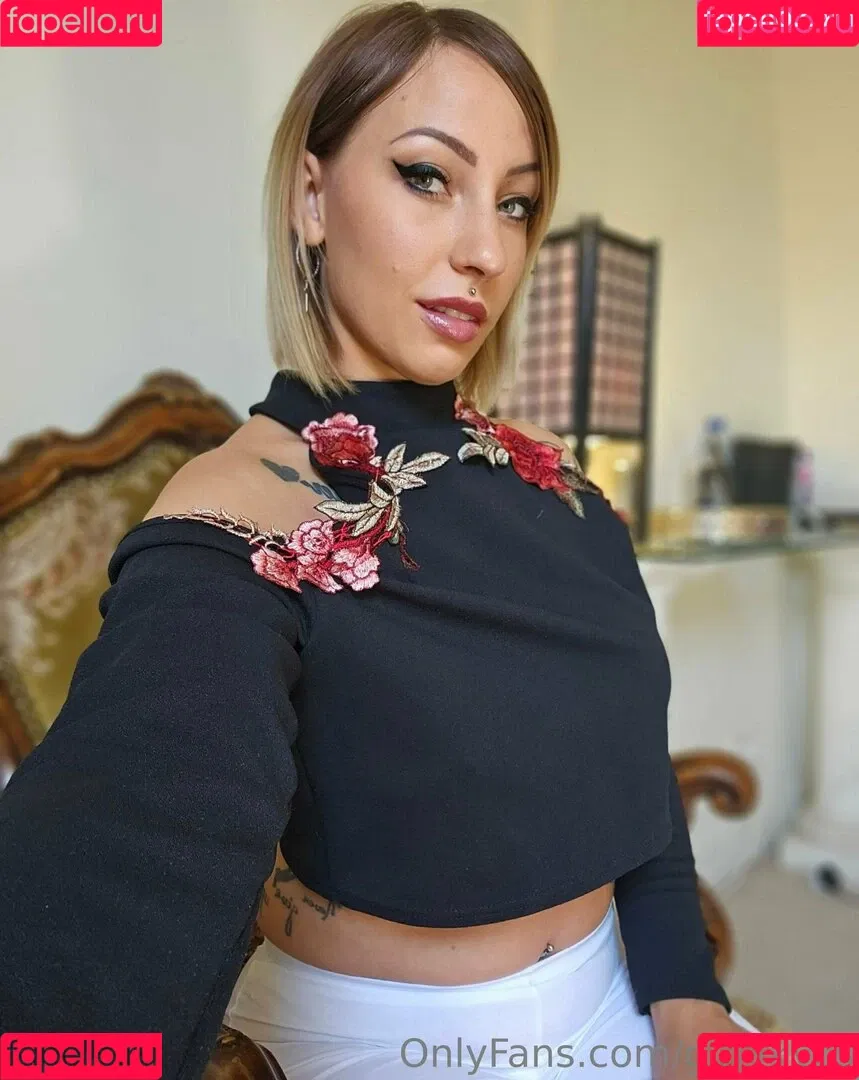 badbunnybabee Onlyfans Photo Gallery 