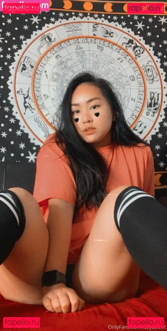 Iszydoesit Onlyfans Photo Gallery 