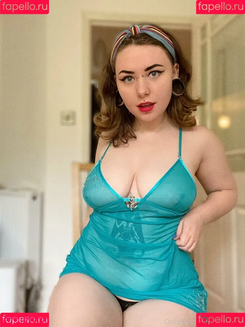 sewergirl Onlyfans Photo Gallery 