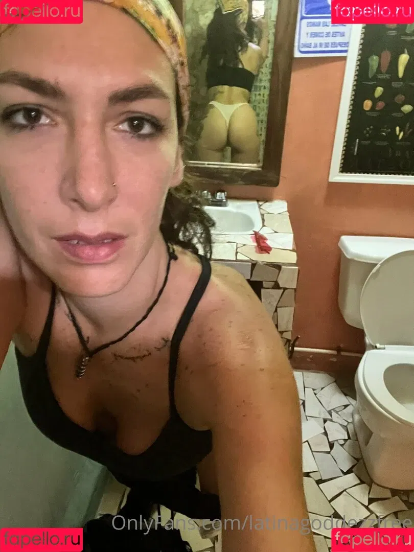 latinagoddezzfree Onlyfans Photo Gallery 